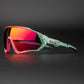Photochromic Cycling Glasses